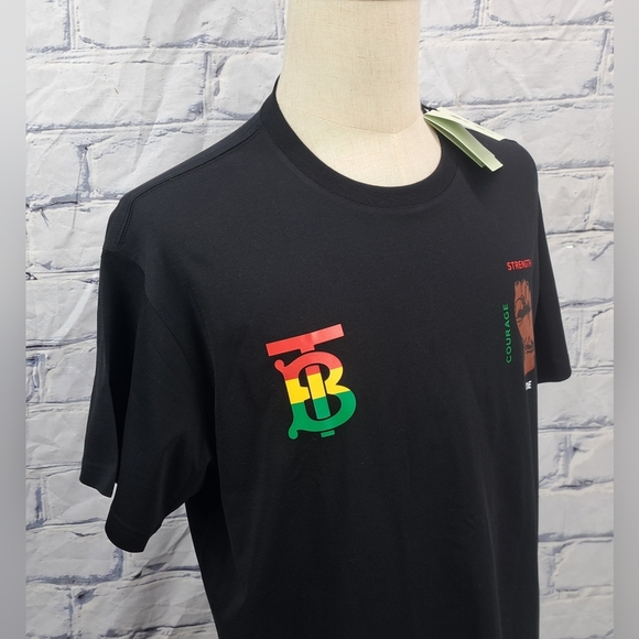 NWT Burberry Men's T-Shirt Tee Black Power Fist TB Logo Organic Medium - Picture 3 of 16